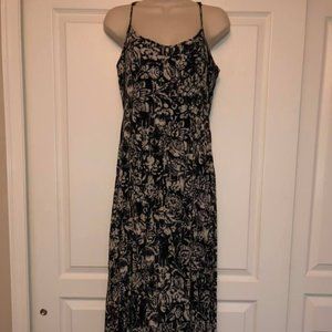Ark & Co Navy and White Floral Maxi Dress